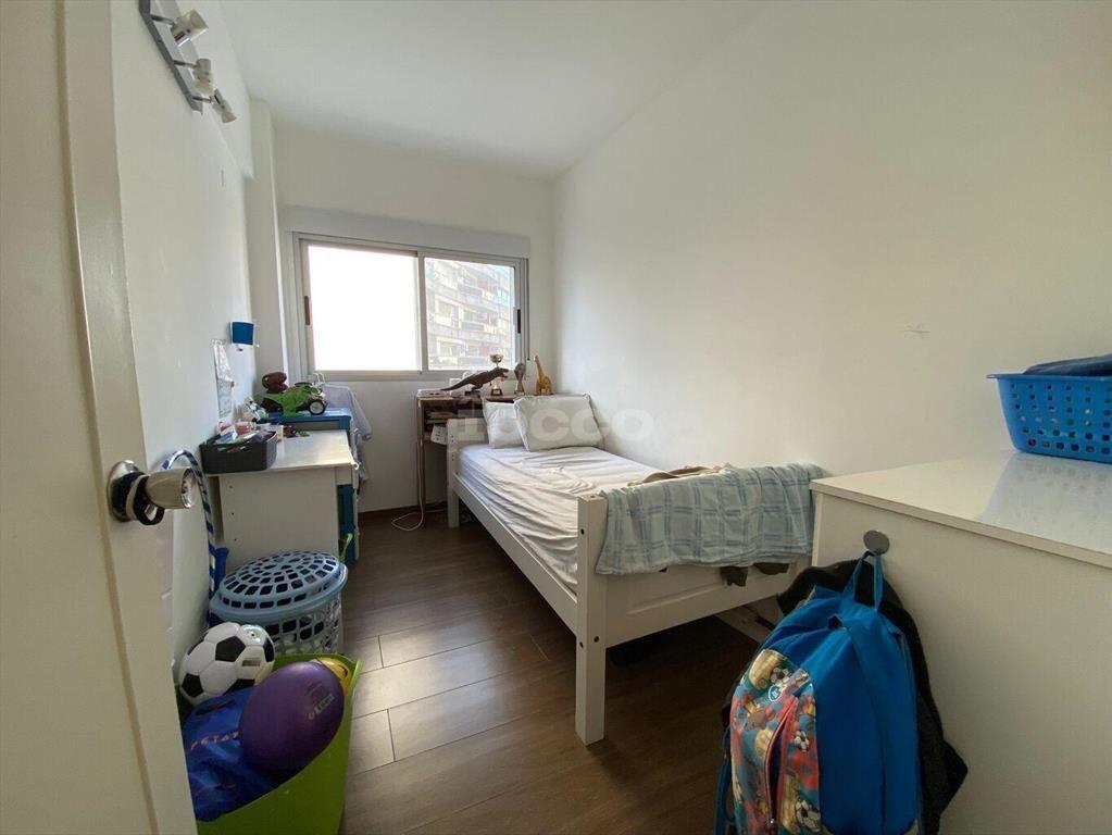 VENTA DE APARTAMENTO 3 DORMITORIOS CONTRAFRENTE EN POCITOS