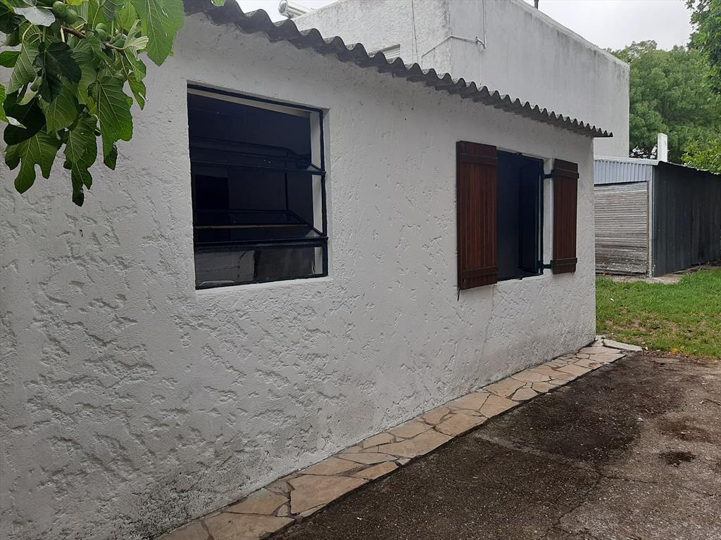 Casa en alquiler c/ cochera en Prado