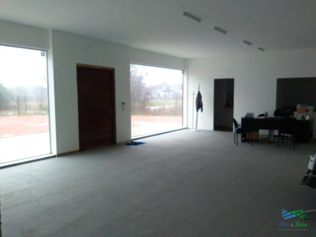 En venta excelente galpon con oficinas, 600 m2,