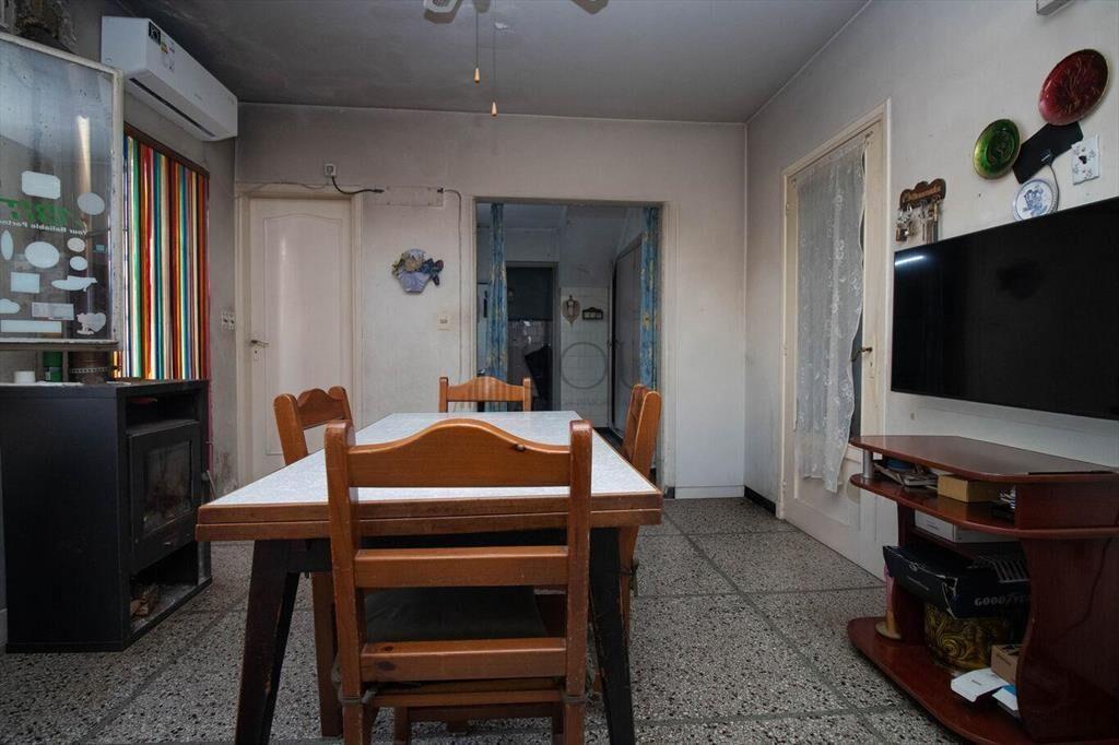 Venta casa 5 dormitorios y garaje en Cerrito