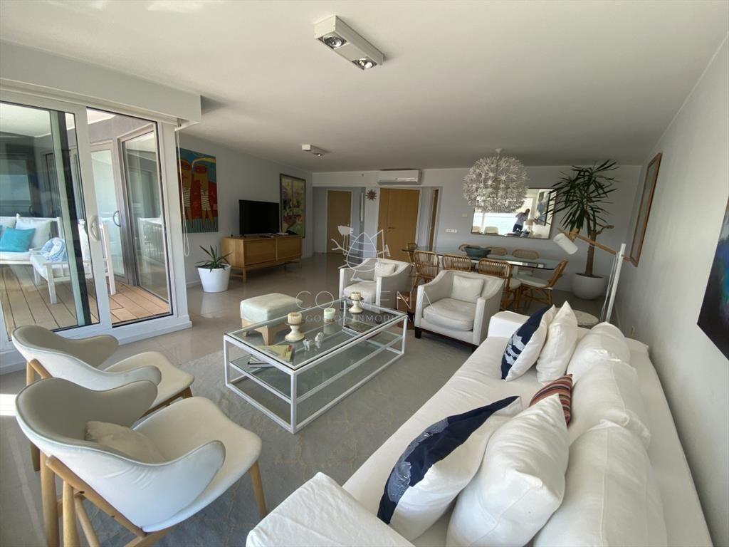 Apartamento en Venta y Alquiler, Mansa, Punta del