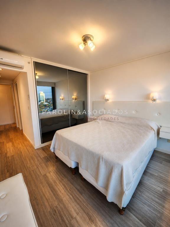 En venta apartamento de 2 dormitorios, en Mansa