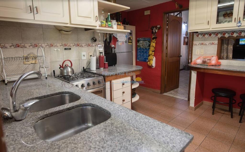Casa en venta de 4 dormitorios en Punta del este