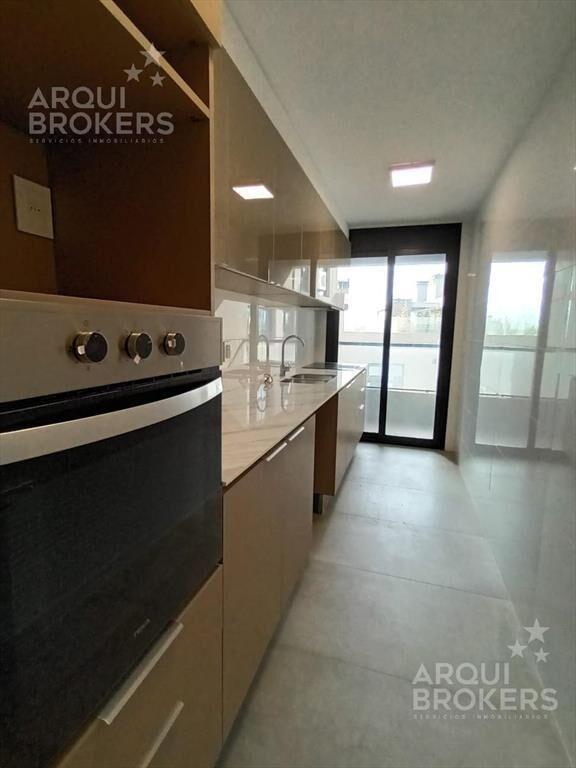 Apartamento de 2 dormitorios en venta en Malvín