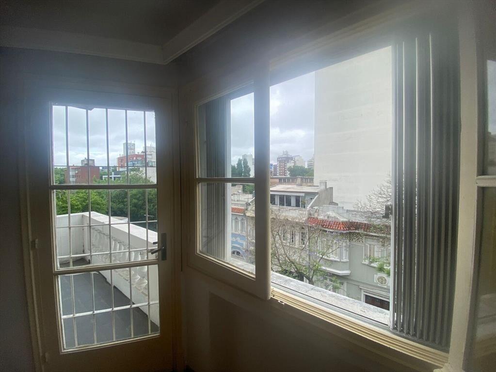 APARTAMENTO EXCELENTE UBICACIÓN EN PUNTA CARRETAS