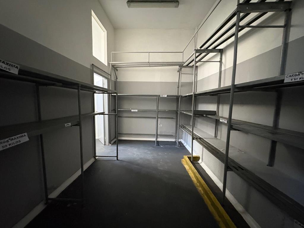 Alquiler - Local comercial/industrial/casa en Buceo 351mts2