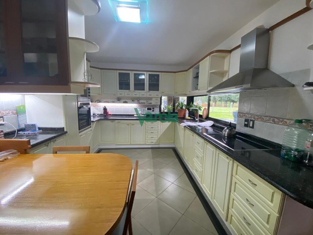 Venta de casa de 4 dormitorios 2 baÃ±os en Bello