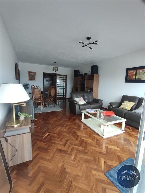 Venta de apartamento de 4 dormitorios y 2 baños en Unión