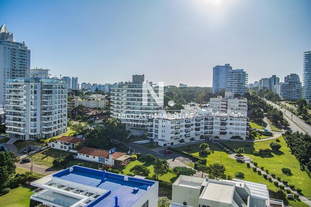 Hermoso Departamento en venta de 3 dormitorios.