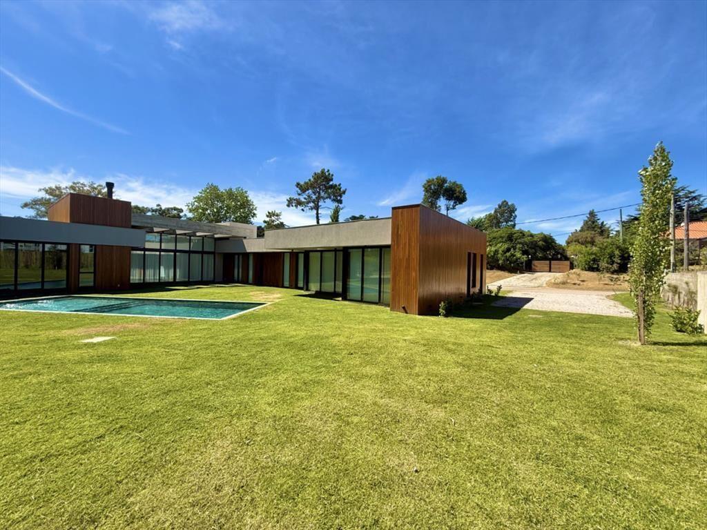 Morderna Propiedad en Venta , Punta del Este