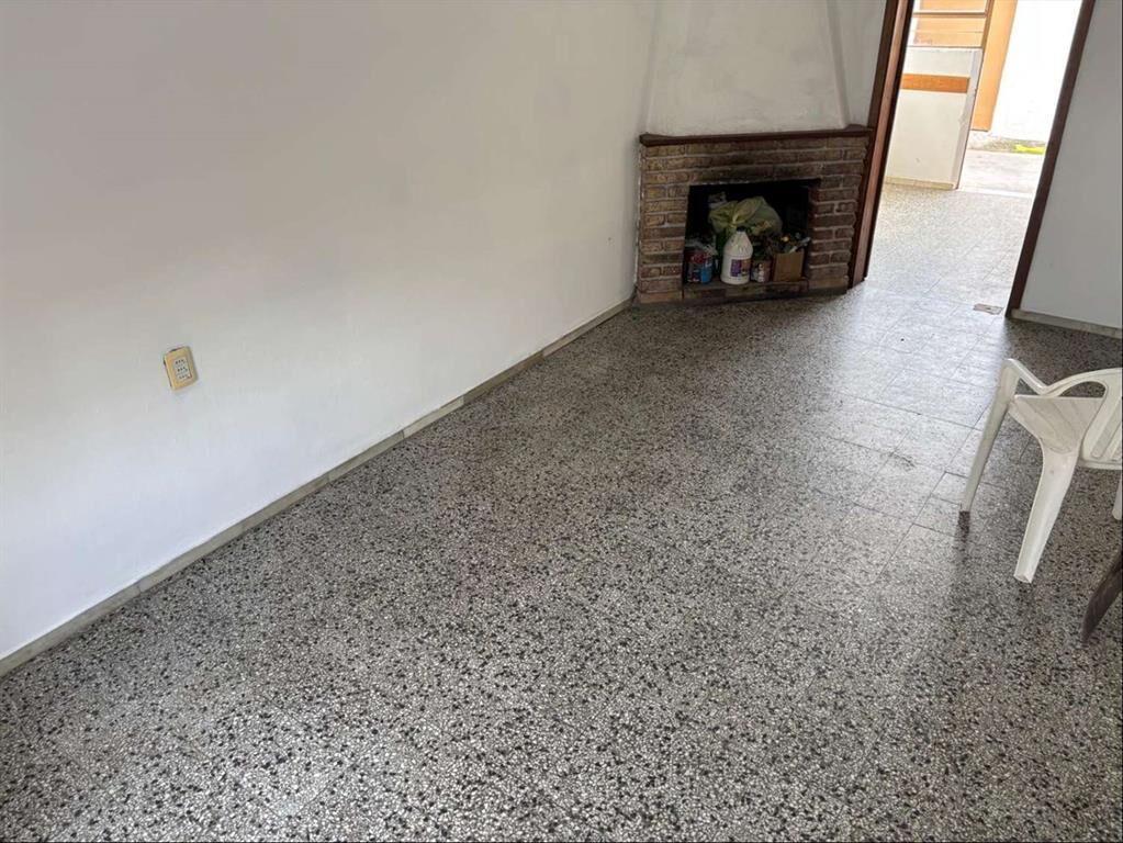 *** ALQUILADO *** CHALET PLANCHADA Y TEJAS SOBRE CNO. CARR
