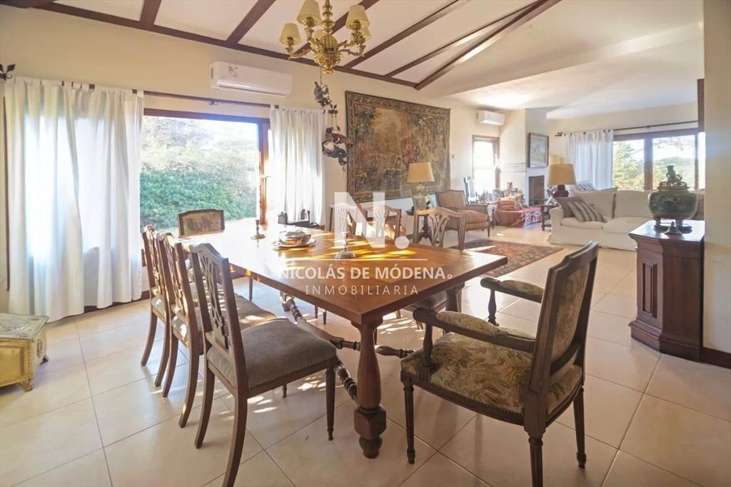 Chalet en venta en San Rafael proximo al mar. 5 +