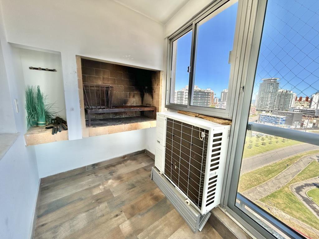 APARTAMENTO EN VENTA 3 DORMITORIOS EDIFICIO CAP BRETON