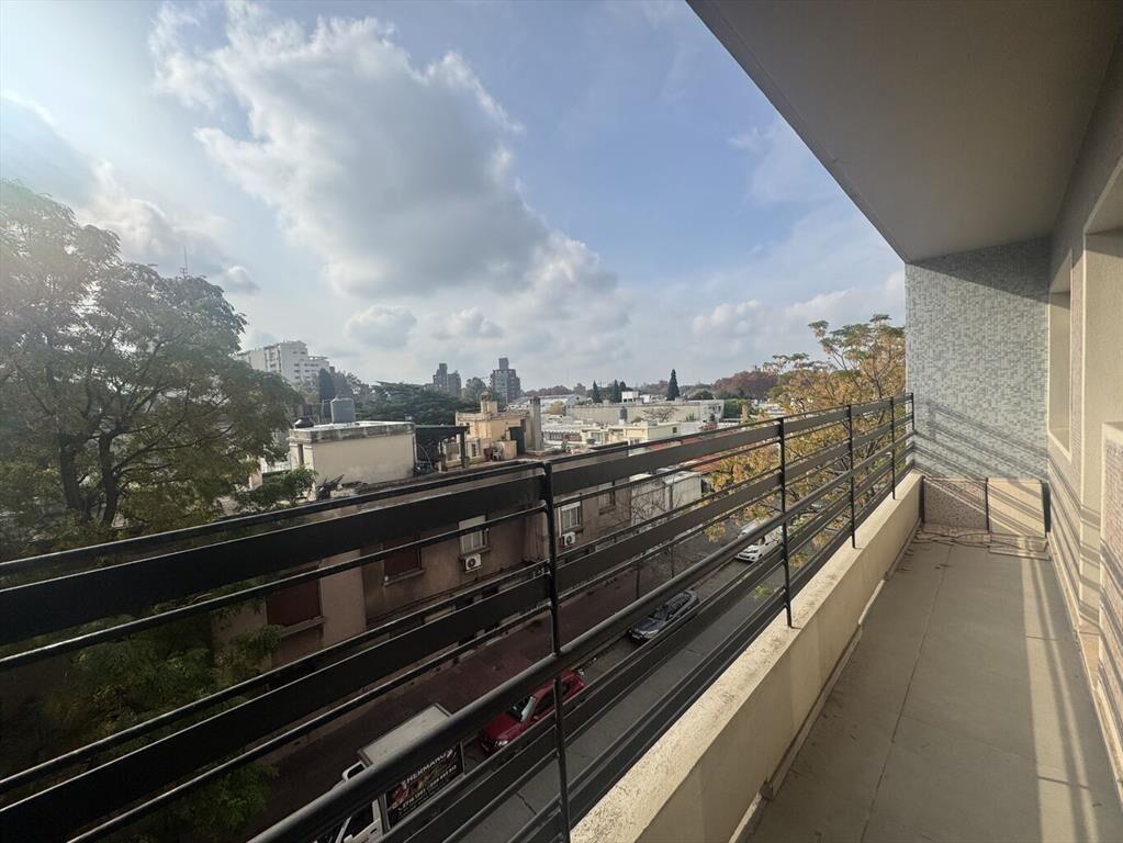 EXCELENTE APARTAMENTO, NORTE, DESPEJADO Y GRAN UBICACION