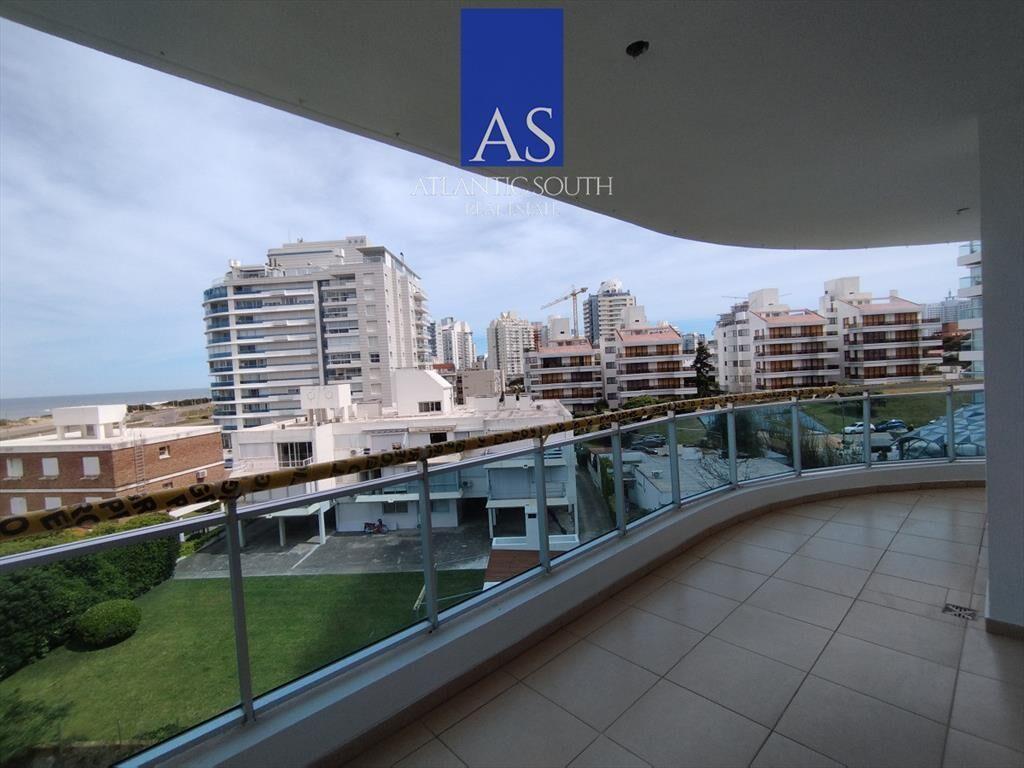 Apartamento moderno de 3 dormitorios cerca del mar Playa Ma