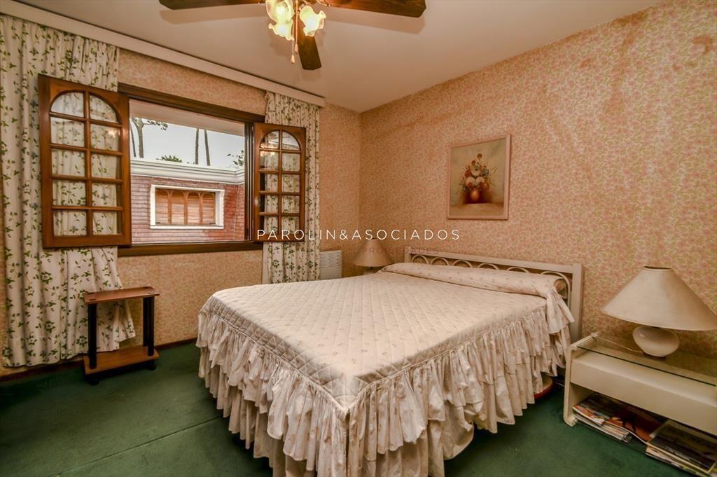 Apartamento de 3 dormitorios en venta en Mansa, Punta del E