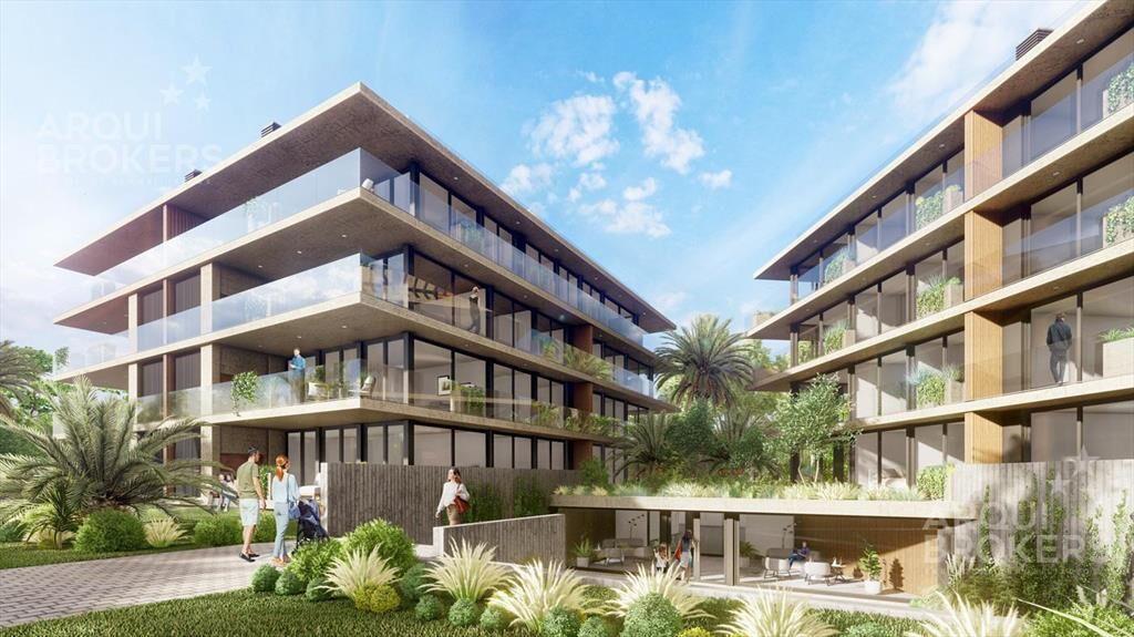 Apartamento de dos dormitorios en venta en Carrasco - 407C