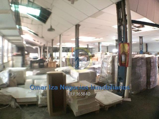 Venta local industrial deposito galpon jacinto vera IZA