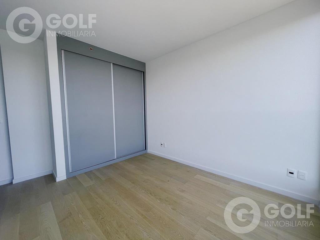 Venta Apartamento Duplex de 3 Dormitorios con Terraza en Ca