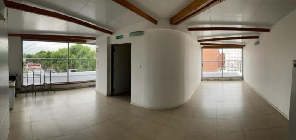 Venta oficina en Tres Cruces, Gral. Urquiza y Pte. Batlle