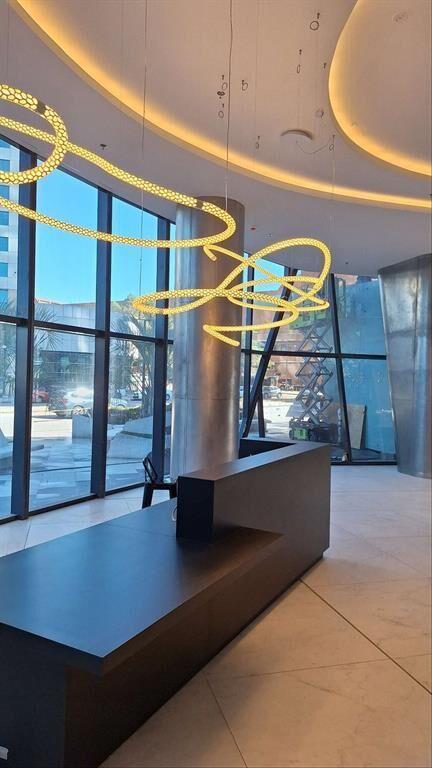 ALQUILER OFICINA COSMOS TOWER / DF BUCEO CON 4.000M2 DE AME