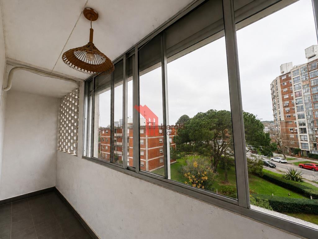 Venta apartamento 2 dormitorios, Balcón. Buceo.