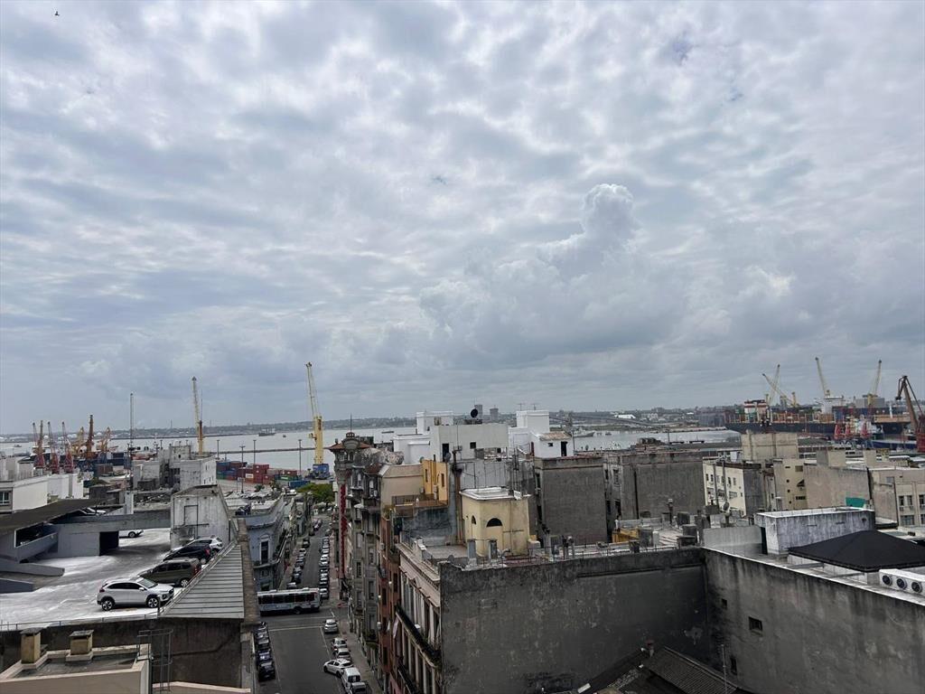 Bartolomé Mitre y 25 de Mayo, 59 m2, terraza, garaje !
