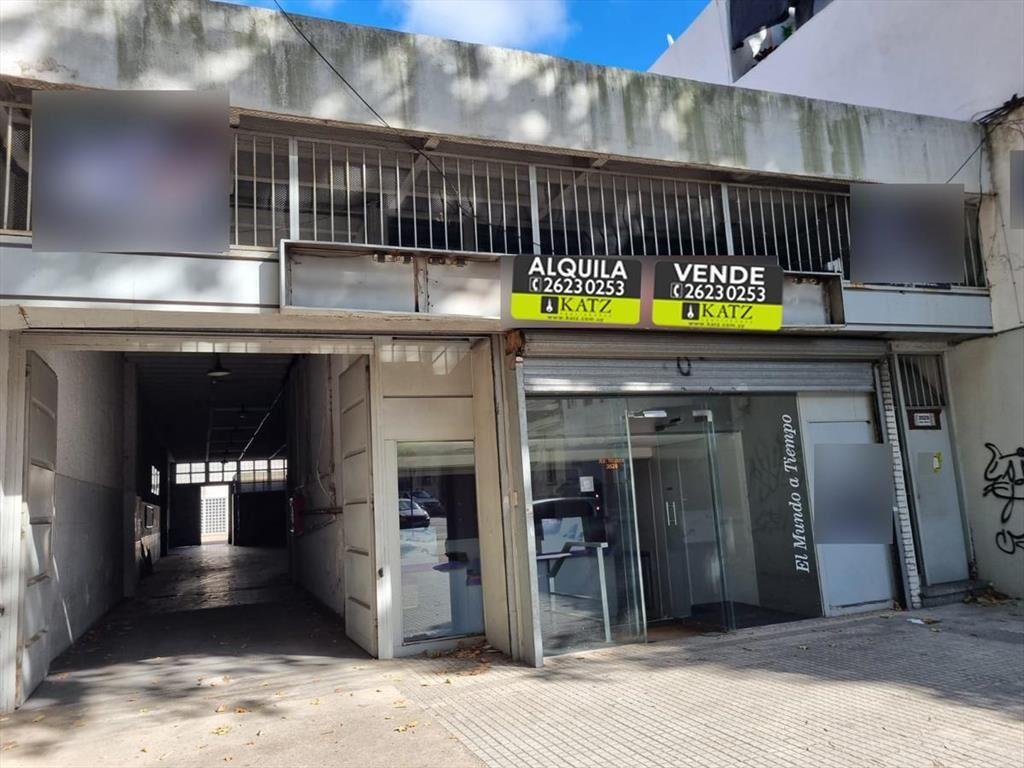 Local -Rivera prox Luis Alberto de Herrera, 668 m2 edifica