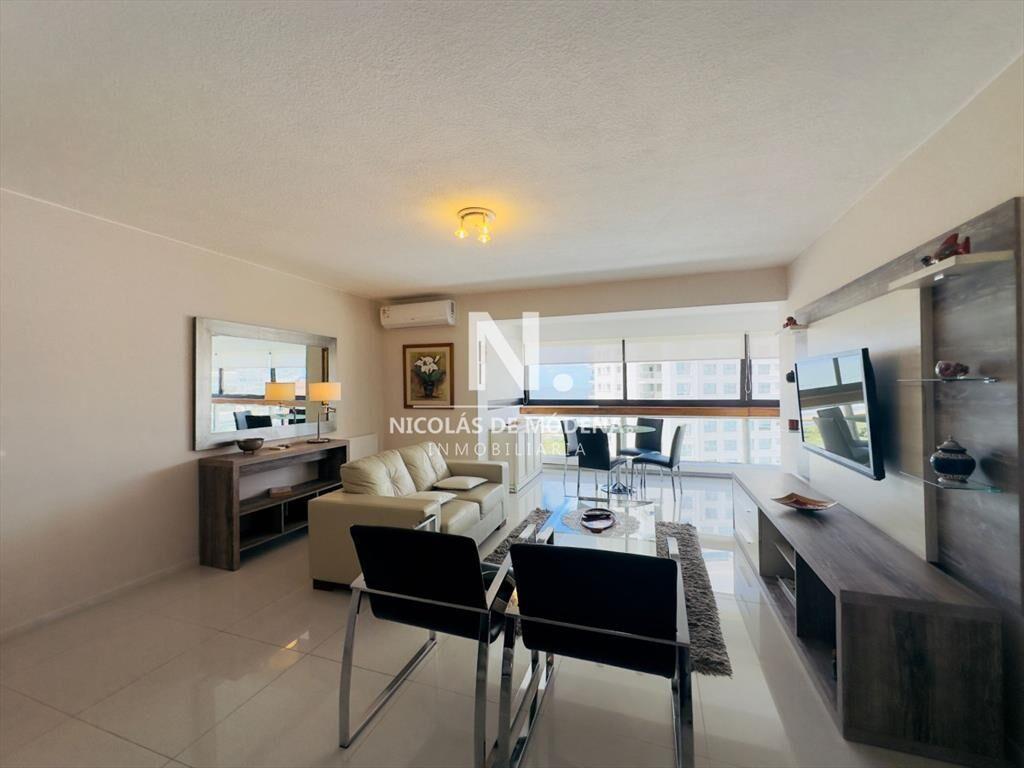 Apartamentode 2 dormitorios en venta en Punta del