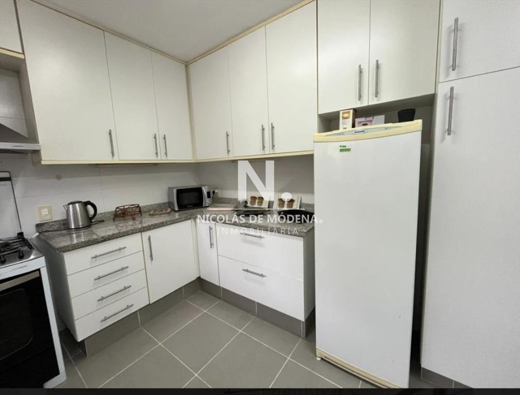 Casa en venta en 5 dormitorios en venta en Lugano