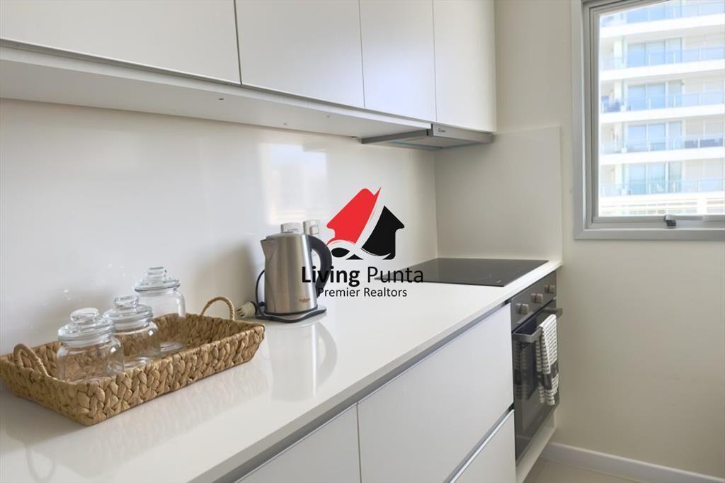 Apartamento de 2 dormitorios con vista al mar
