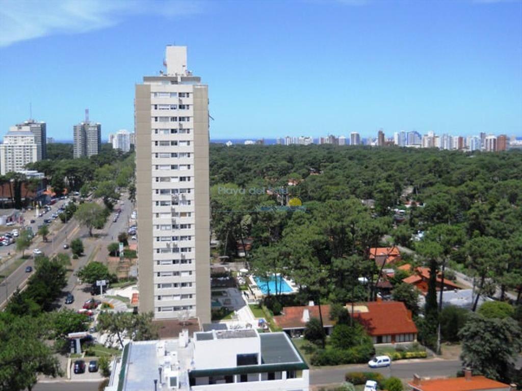 Apartamento en Roosevelt, 3 dormitorios *