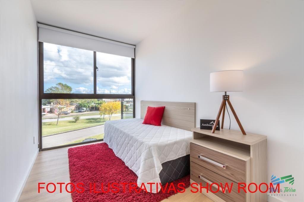 En venta apartamento, 2 dormitorios con cochera,