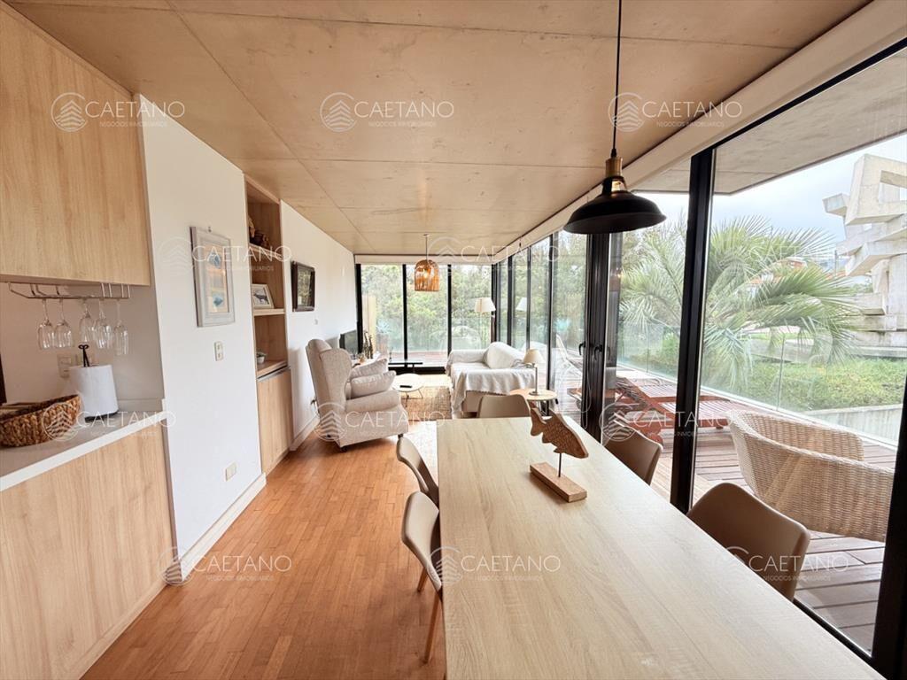 Excepcional apartamento a metros del mar!