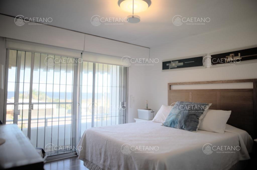 Excelente casa en Punta Ballena, alquiler anual