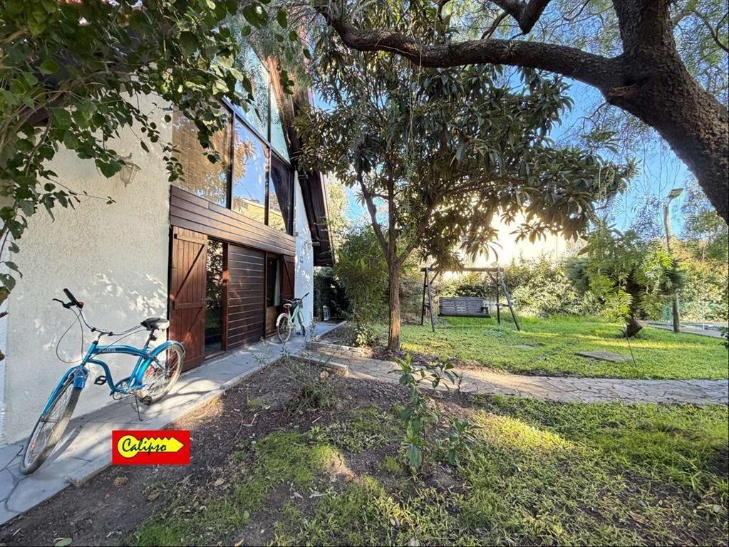 Venta de Cabaña - 4 dormitorios - Piscina - Parque del Plat