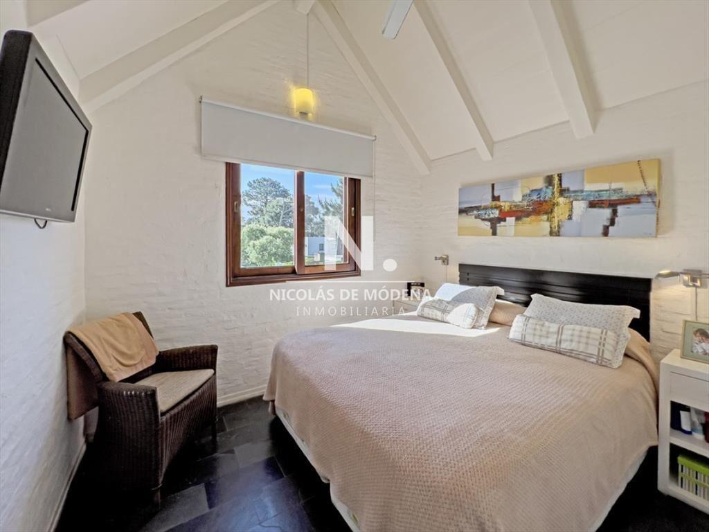 Casa en venta en Barrio privado Pinares