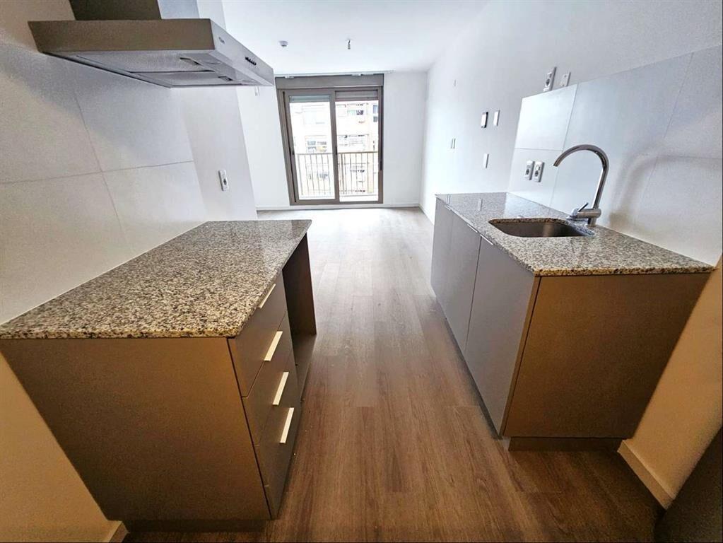 VENTA APARTAMENTO MONOAMBIENTE -PARQUE BATLLE-