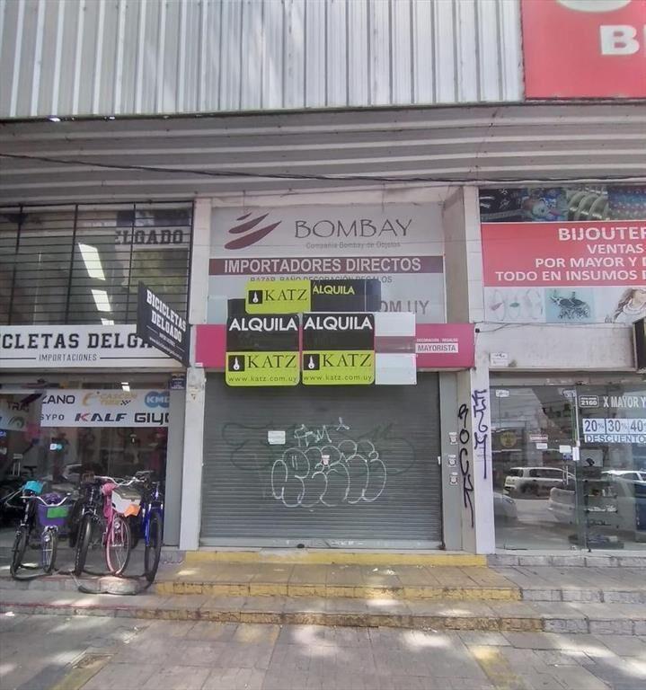 Local -Arenal Grande y Martín García, 4m de frente, 70mts2