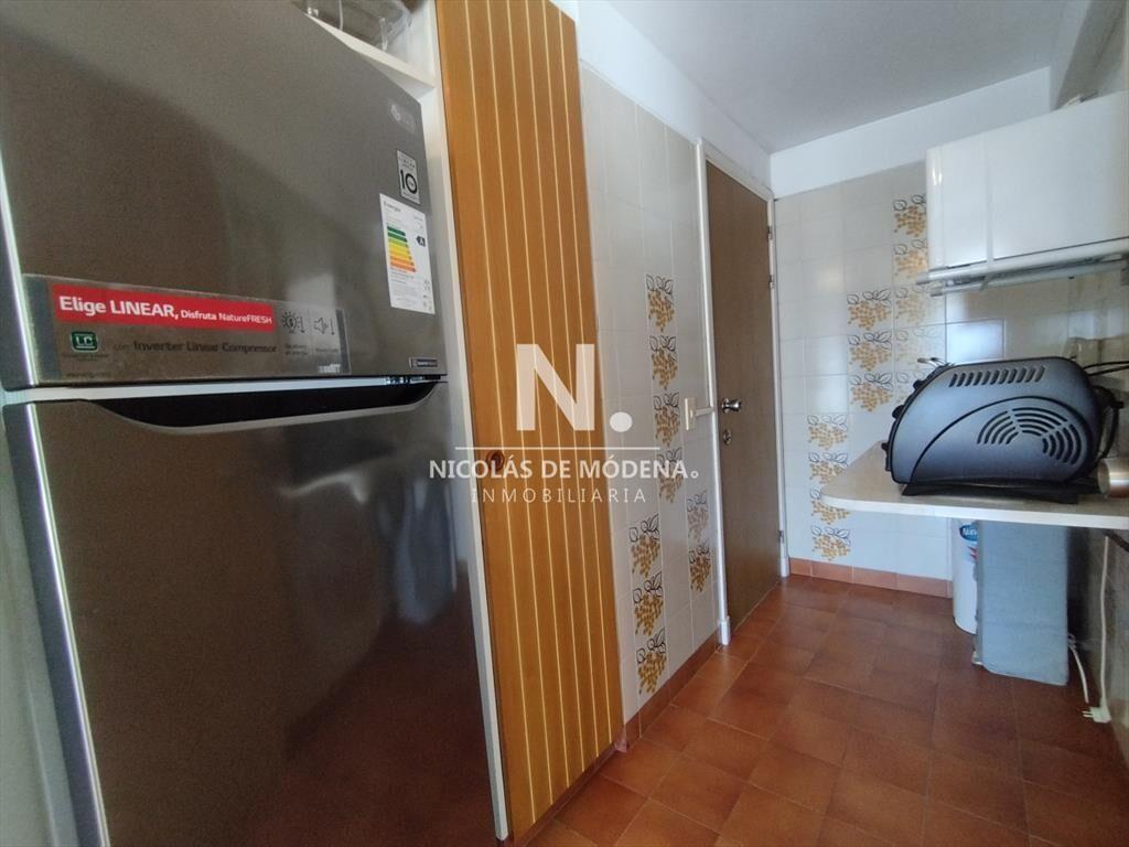 Alquiler y venta de apartamento de dos en Punta