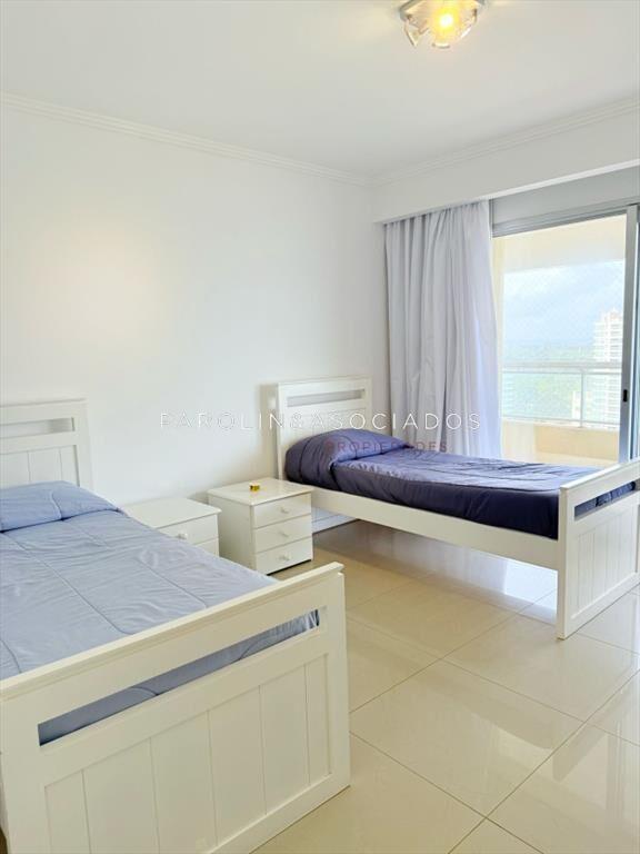 Apartamento en venta de 4 dormitorios en Torre