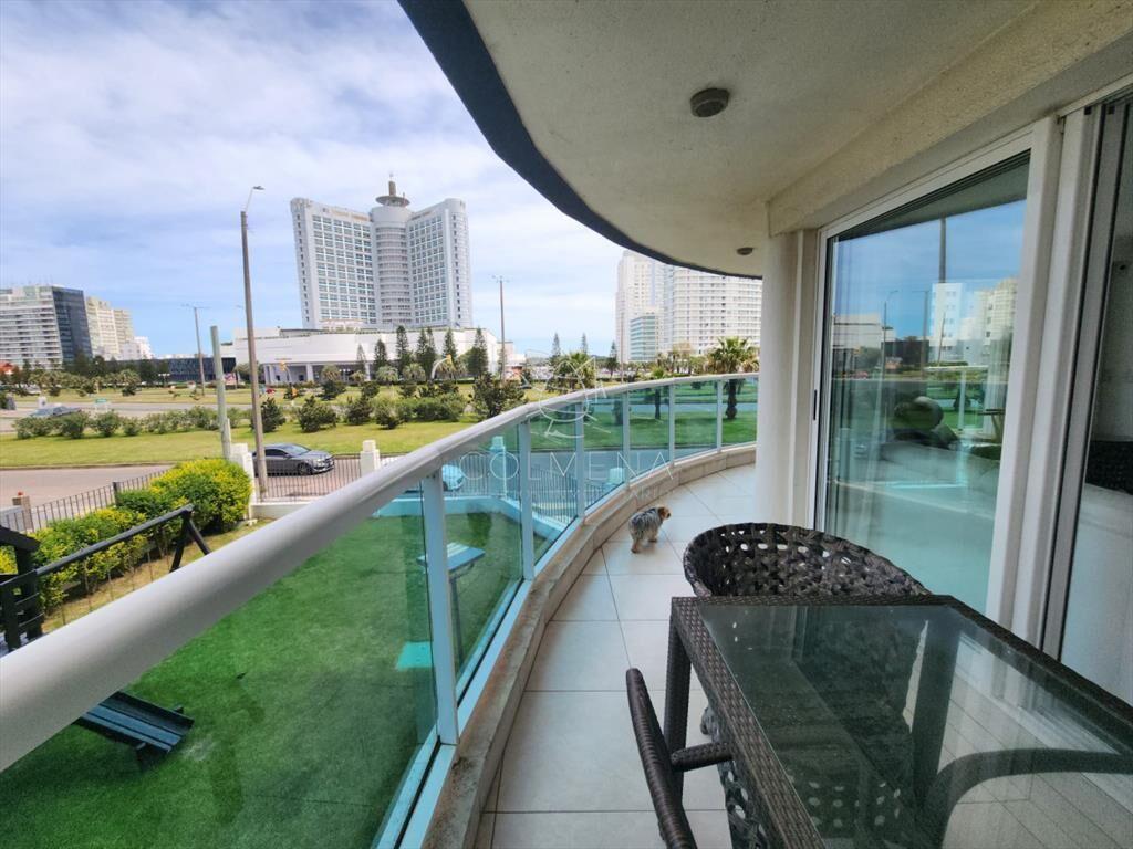Apartamento en Venta y Alquiler, Mansa, Punta del