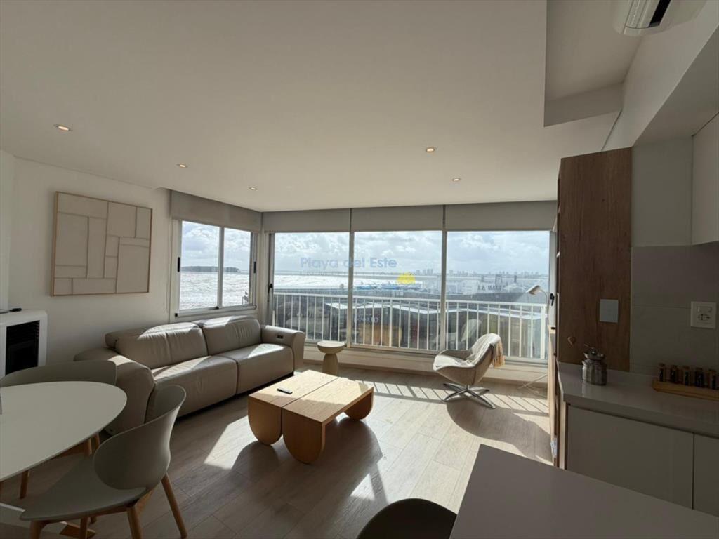 Apartamento de 2 dormitorios en venta en el , del