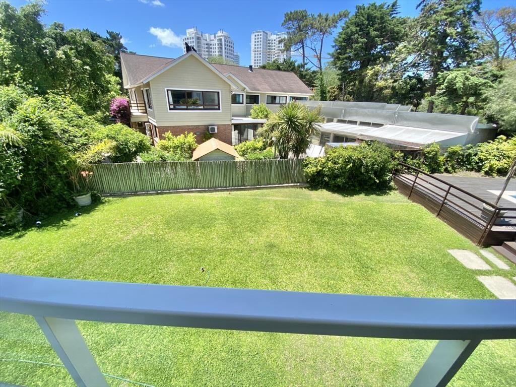 Apartamento de 2 dormitorios + terraza con parrillero de us