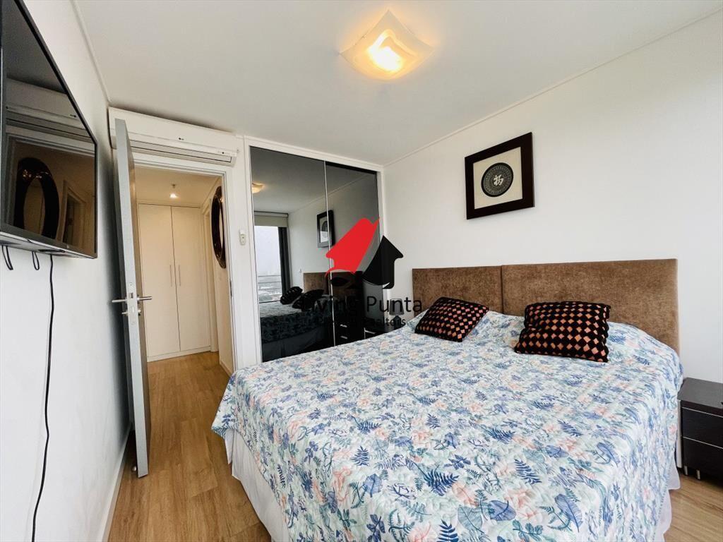 Venta de excelente Apartamento de dos Playa Mansa