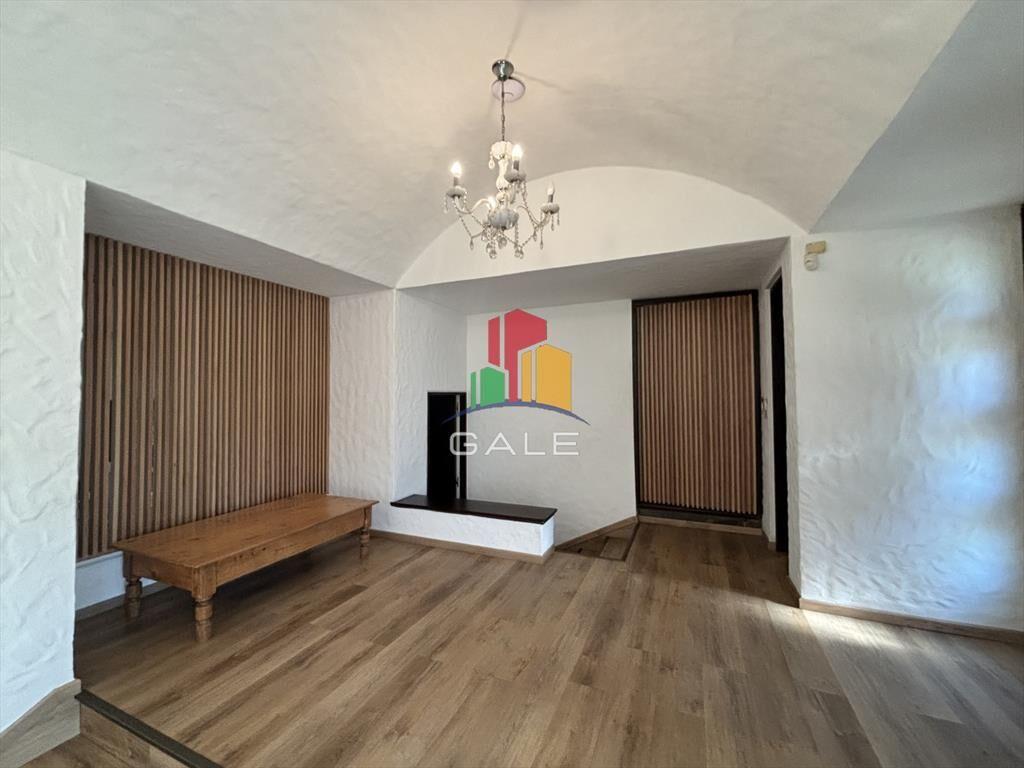EXCEPCIONAL CASA EN VENTA DE 4 DORMITORIOS