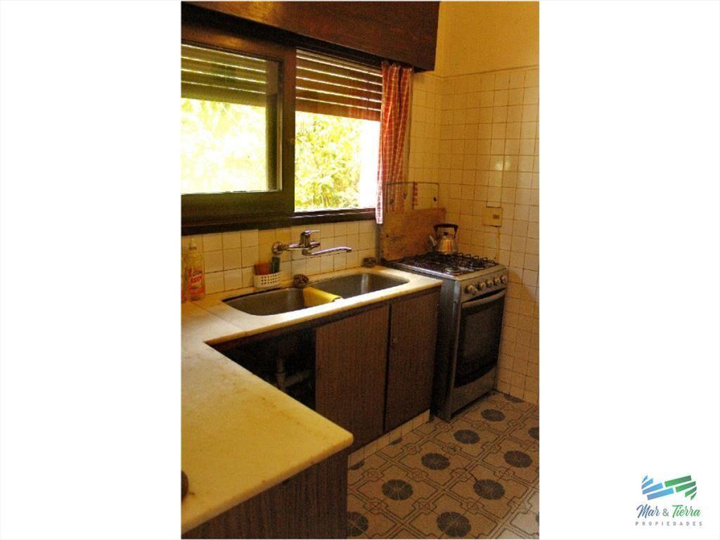 Vendo casa 5 dormitorios con piscina, primeras paradas play