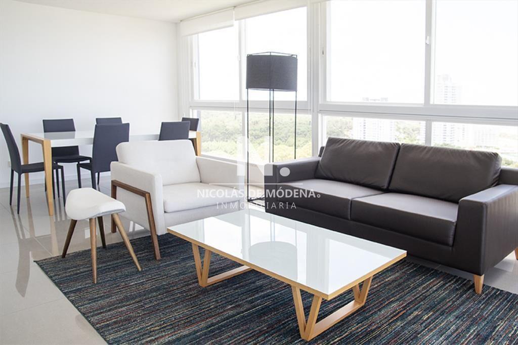 Apartamento con excelente ubicación.