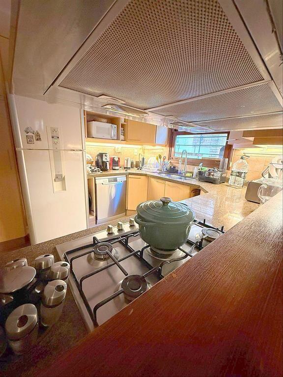 Casa Venta. 4 dorm,3 baños, patio c/parrillero, gje x 3