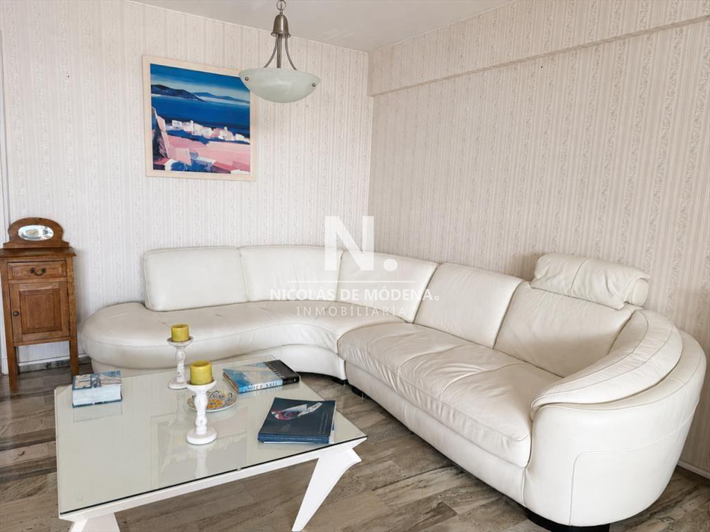Alquila Apartamento en Península - Punta del Este de 3 dor